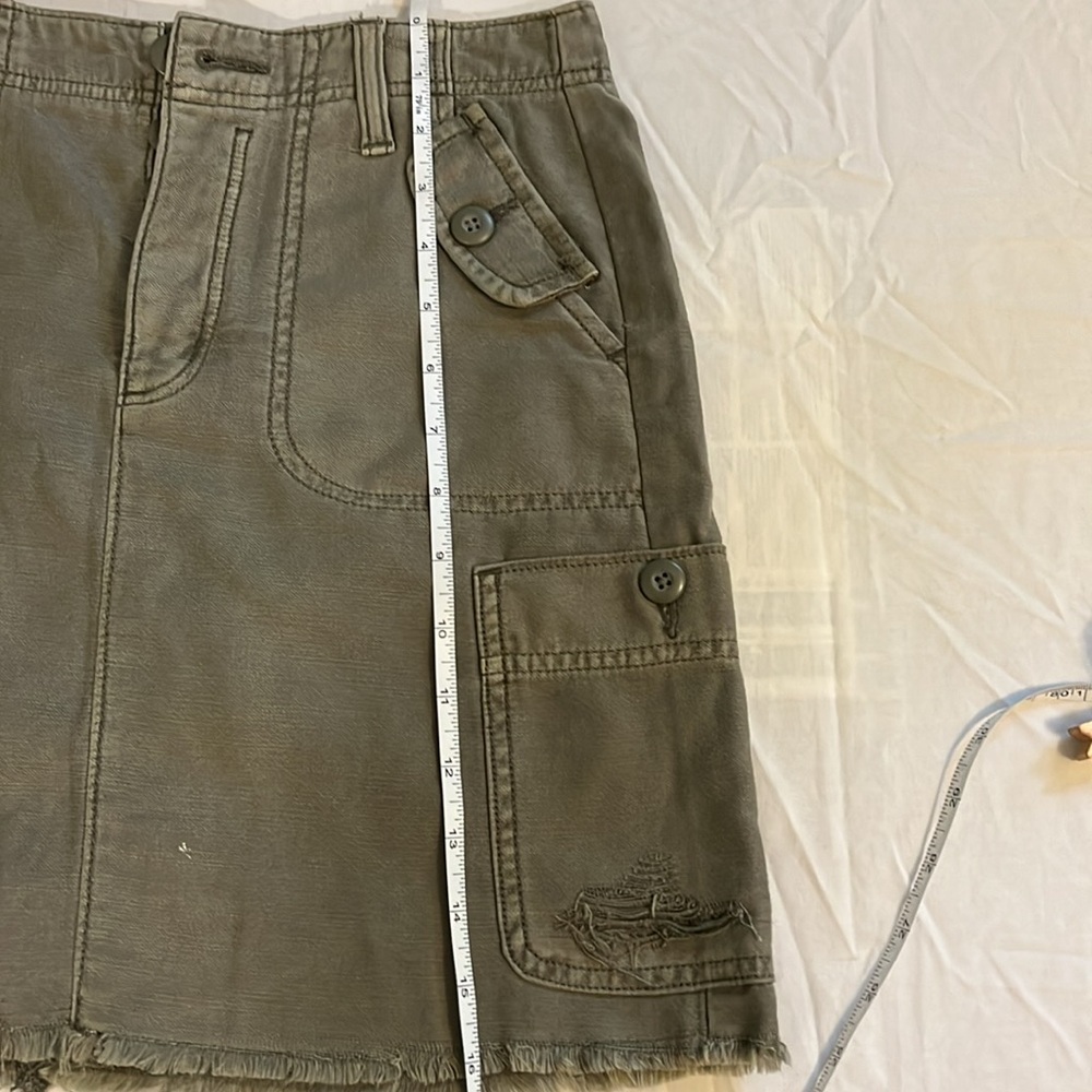 **2/$18** AEO Cargo Skirt - Size 0R - Picture 6 of 7